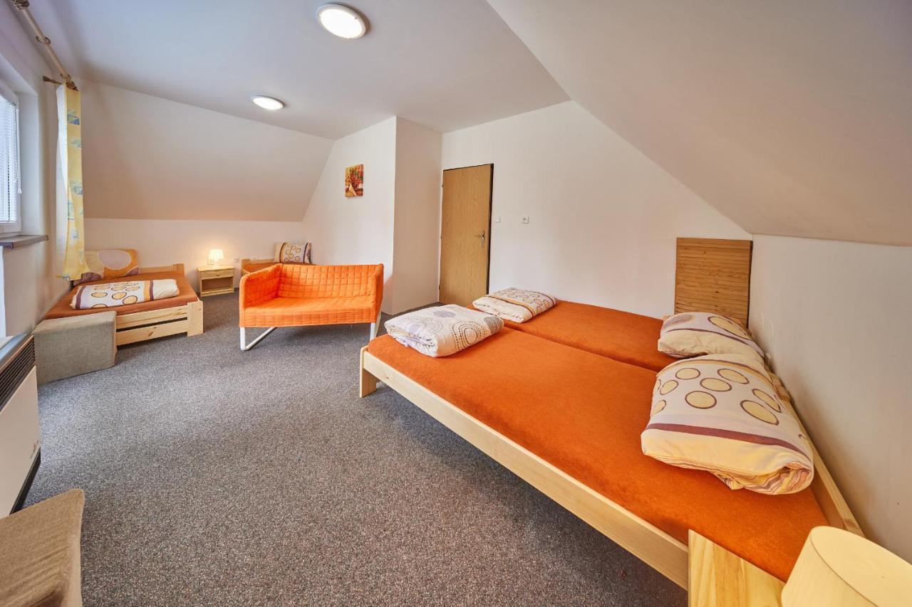 Camp Dolce Hotel ทรุตนอฟ ภายนอก รูปภาพ